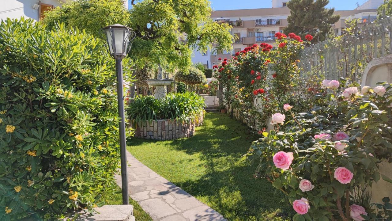 Villa Mary Трани Экстерьер фото